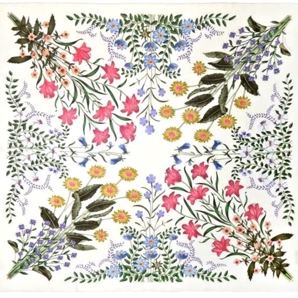 NWT GUCCI Flora Silk Twill Multicolor Logo 34" Square Scarf $495 Authentic - Picture 3 of 8